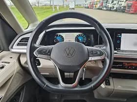 Volkswagen Multivan thumbnail 10