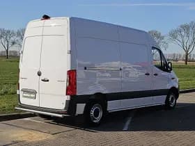 Mercedes-Benz Sprinter thumbnail 3