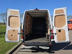 Mercedes-Benz Sprinter thumbnail 14