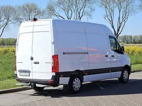 Mercedes-Benz Sprinter thumbnail 3