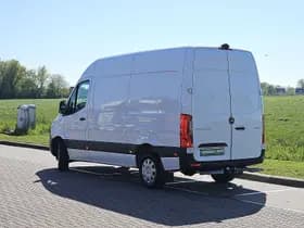 Mercedes-Benz Sprinter thumbnail 5