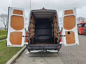 Mercedes-Benz Sprinter thumbnail 13