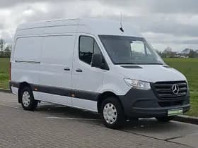 Mercedes-Benz Sprinter thumbnail 4