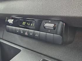 Mercedes-Benz Sprinter thumbnail 9