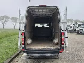 Mercedes-Benz Sprinter thumbnail 11