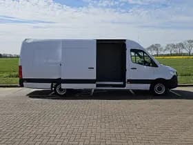 Mercedes-Benz Sprinter thumbnail 13