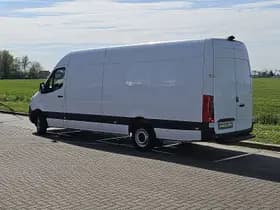 Mercedes-Benz Sprinter thumbnail 5