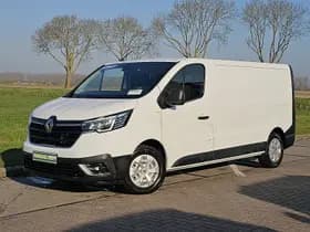 Renault Trafic thumbnail 2