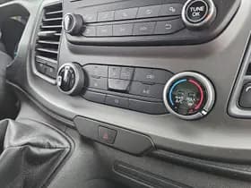 Ford Transit thumbnail 9