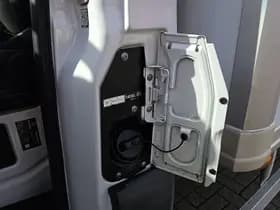 Mercedes-Benz Sprinter thumbnail 18