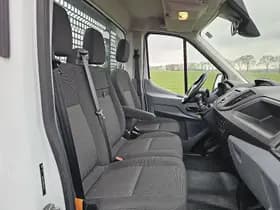 Ford Transit thumbnail 6