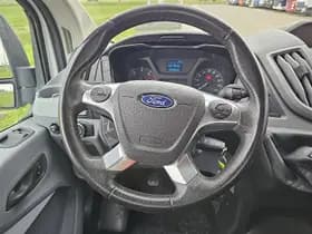 Ford Transit thumbnail 10