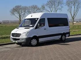 Mercedes-Benz Sprinter thumbnail 2