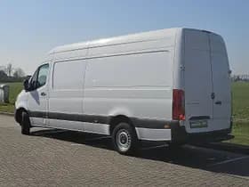 Mercedes-Benz Sprinter thumbnail 5