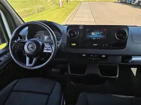 Mercedes-Benz Sprinter thumbnail 7