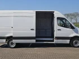 Mercedes-Benz Sprinter thumbnail 14