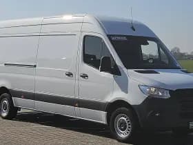 Mercedes-Benz Sprinter thumbnail 4