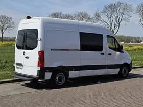 Mercedes-Benz Sprinter thumbnail 3