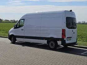 Mercedes-Benz Sprinter thumbnail 5
