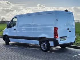 Mercedes-Benz Sprinter thumbnail 5