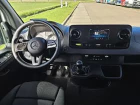 Mercedes-Benz Sprinter thumbnail 7