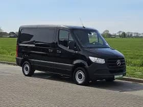 Mercedes-Benz Sprinter thumbnail 4