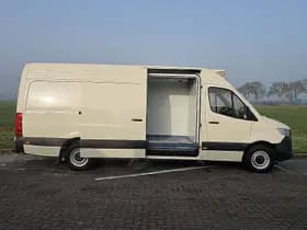 Mercedes-Benz Sprinter thumbnail 17