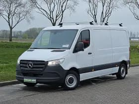 Mercedes-Benz Sprinter thumbnail 2