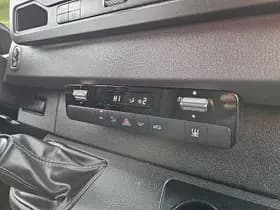 Mercedes-Benz Sprinter thumbnail 9