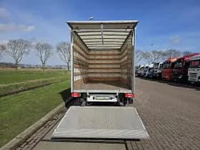 Volkswagen Crafter thumbnail 12