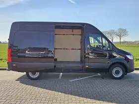 Mercedes-Benz Sprinter thumbnail 13