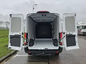 Ford Transit thumbnail 12