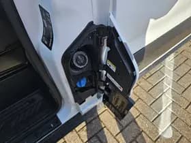 Ford Transit thumbnail 18