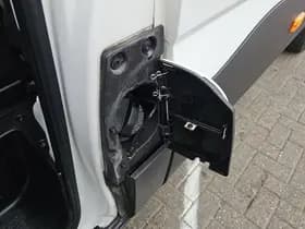 Iveco Daily thumbnail 16