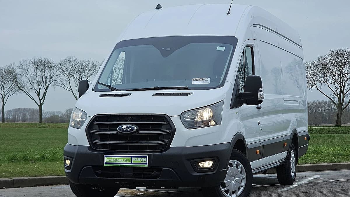 Ford Transit — foto 1