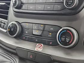 Ford Transit thumbnail 9