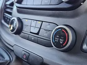 Ford Transit thumbnail 9