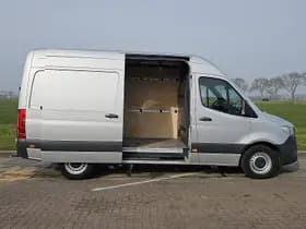 Mercedes-Benz Sprinter thumbnail 14