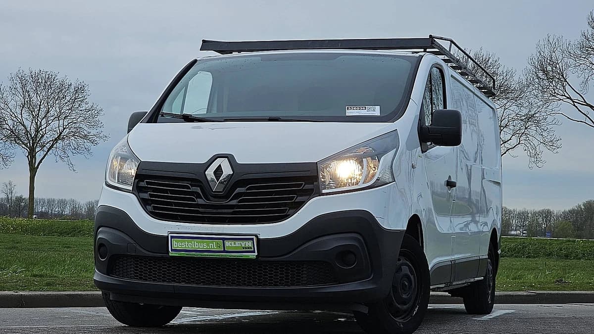 Renault Trafic — foto 1