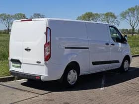 Ford Transit thumbnail 3