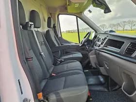 Ford Transit thumbnail 6