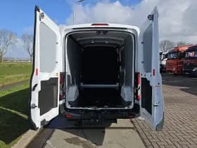 Ford Transit thumbnail 12