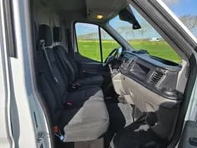 Ford Transit thumbnail 6
