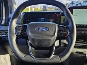 Ford Transit thumbnail 9