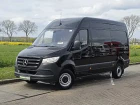 Mercedes-Benz Sprinter thumbnail 2
