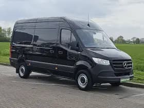 Mercedes-Benz Sprinter thumbnail 4