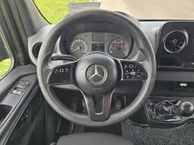 Mercedes-Benz Sprinter thumbnail 10