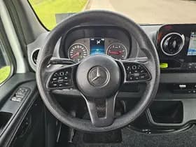 Mercedes-Benz Sprinter thumbnail 11