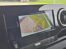 Mercedes-Benz Sprinter thumbnail 17