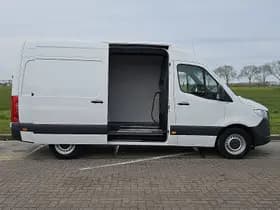 Mercedes-Benz Sprinter thumbnail 15
